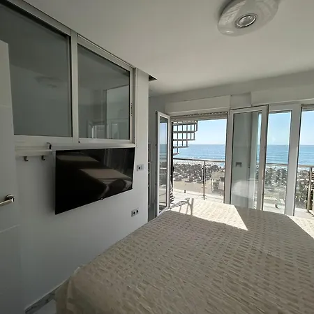 Carihuela Playa 5 Holidays - Torremolinos Holiday home *